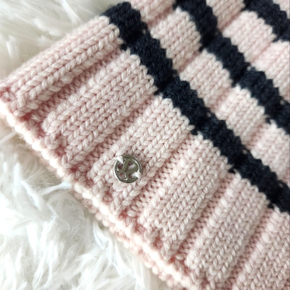 { Lululemon } Merino Wool Striped Hat - Picture 2 of 5